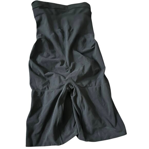 SPANX - Women's High-Waisted Mid-Thigh Shaping Shorts - XL - NWOT - Picture 7 of 8